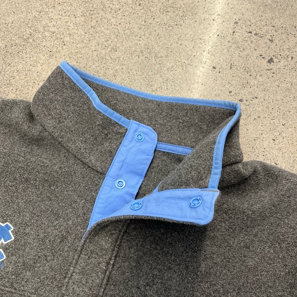 Columbia University of North Carolina UNC Fleece Sweatshirt Pullover Mens Medium - Picture 3 of 4